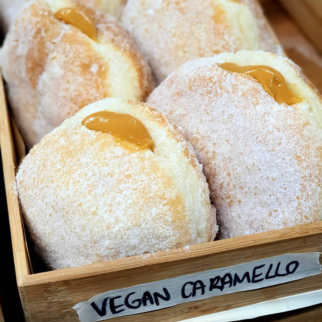 6x VEGAN Caramello Custard Donuts